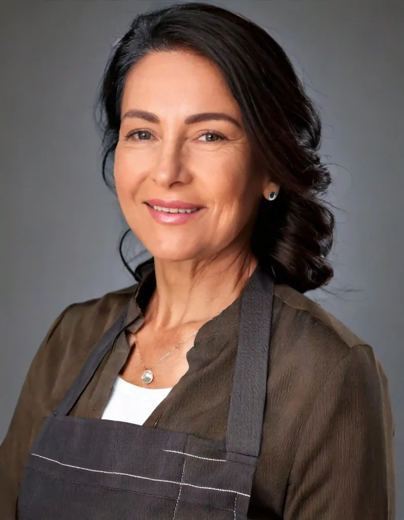 ''ISABELLA ROSSI'' founder of ''mixorecipes.com'' isabella rossi is an italian chef cuisine that have a big pation for cooking , after 20years of experience she create it ''mixorecipes''